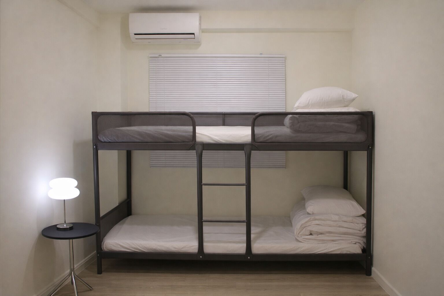 标准双人房 | 免费 WiFi