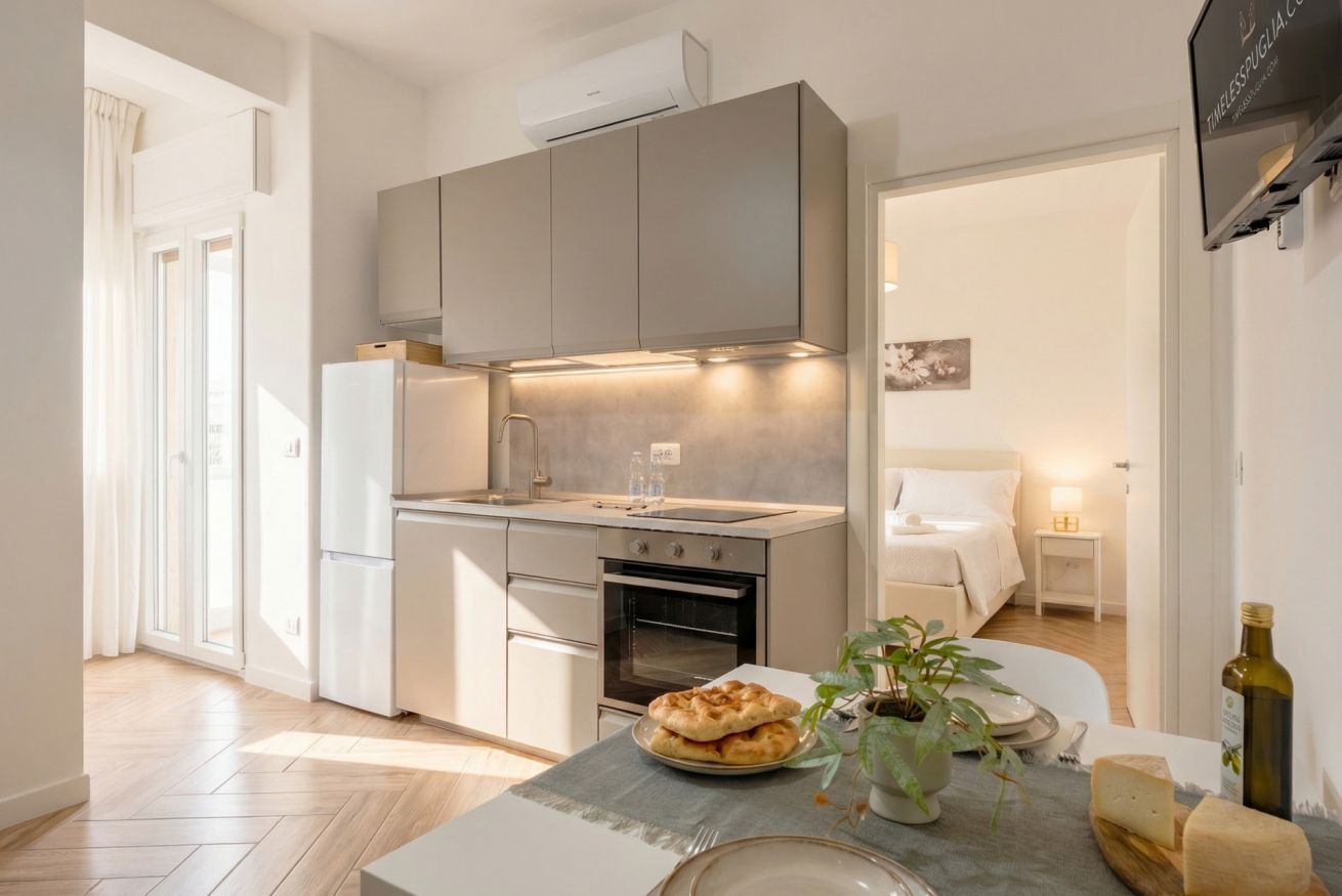 Fridge, stovetop, toaster