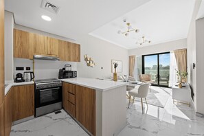 Apartment, Balkon, Meerblick | Eigene Küche