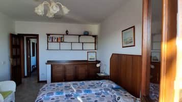 3 dormitorios, tabla de planchar con plancha, wifi y ropa de cama