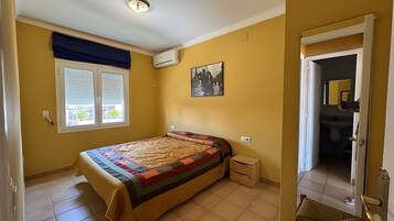 2 Schlafzimmer, Bügeleisen/Bügelbrett, WLAN, Bettwäsche