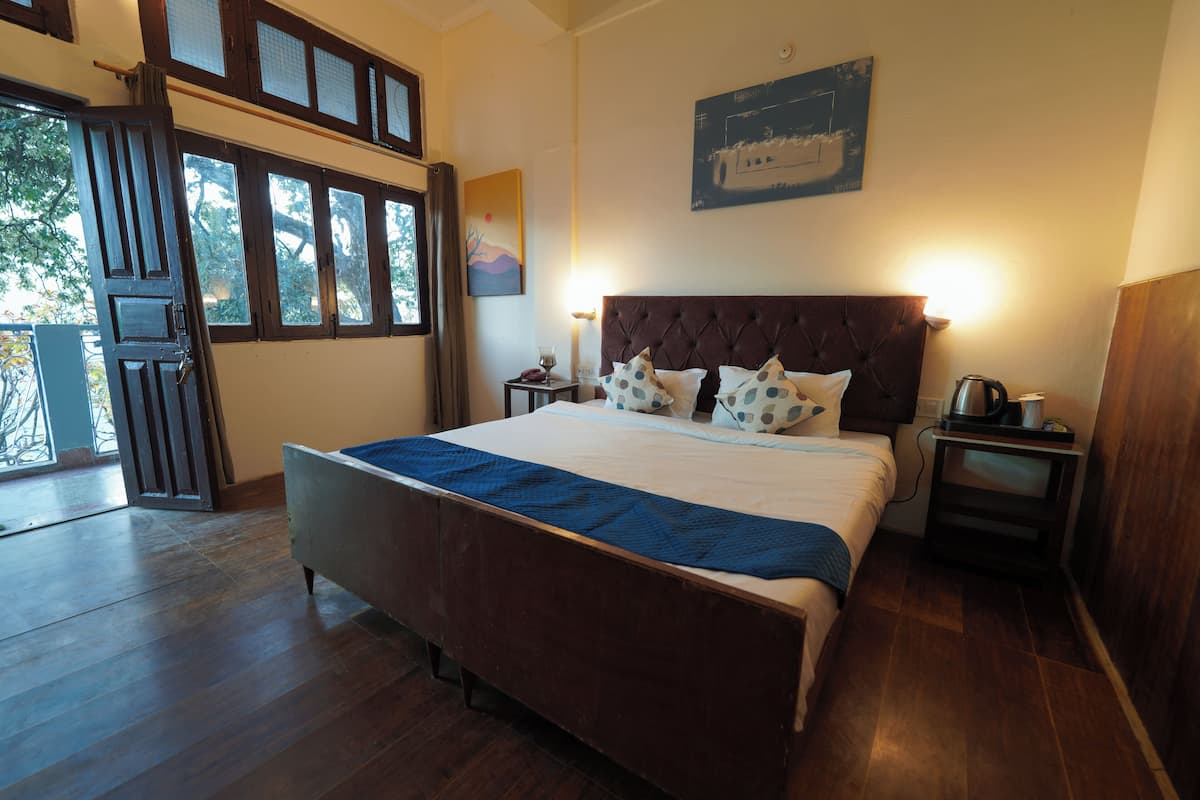 Partial Lake View Room | Lake view