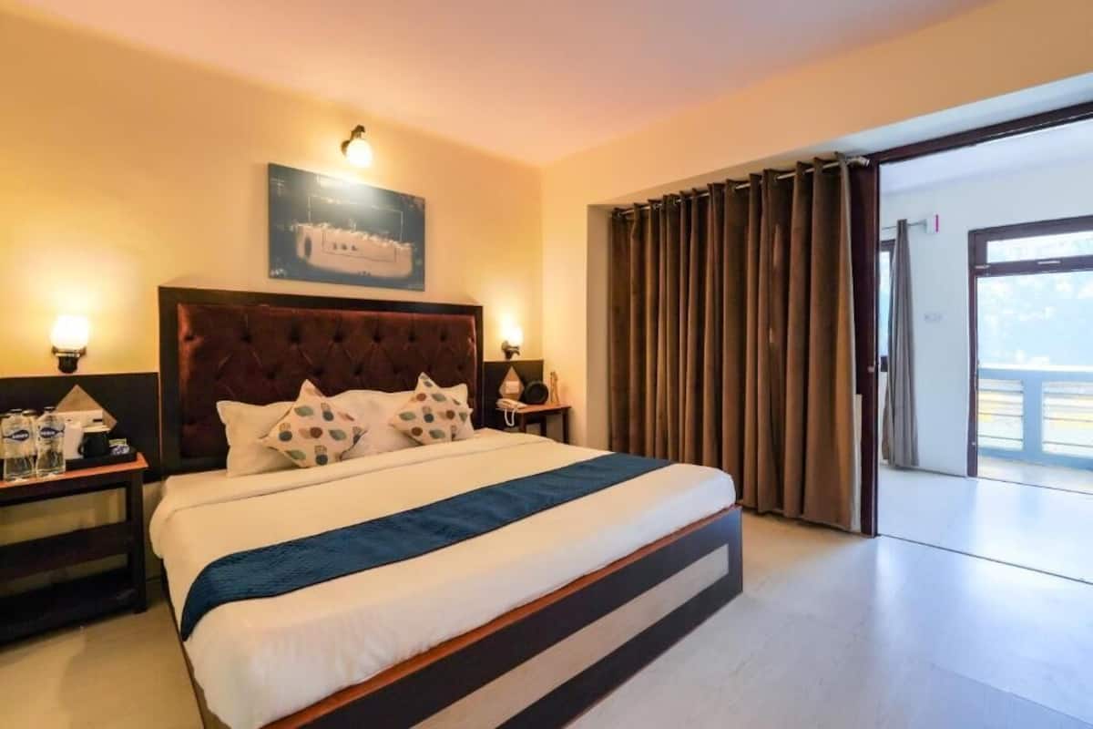 Superior Double Room, Lake View