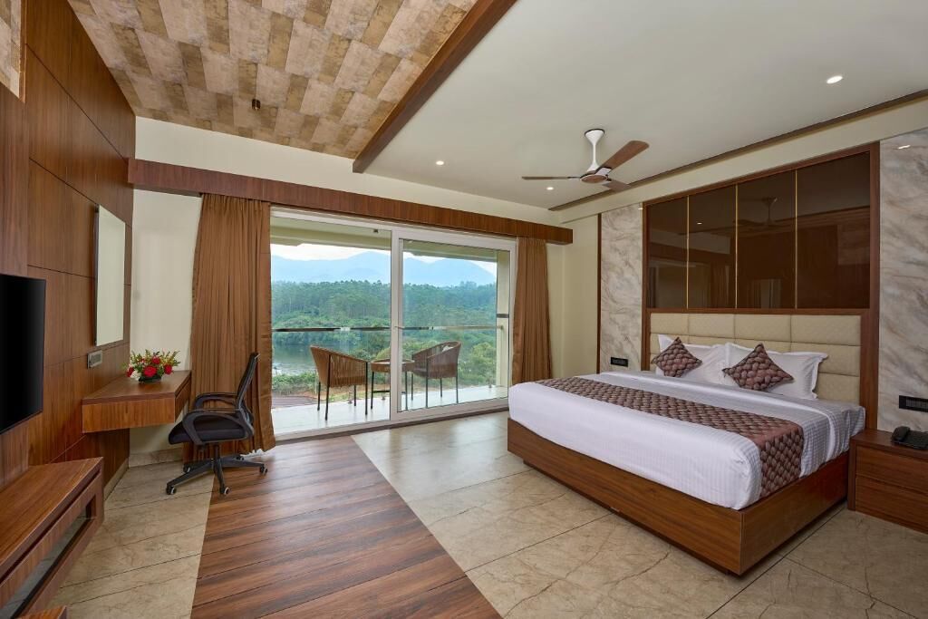 Superior kamer, balkon, uitzicht op meer