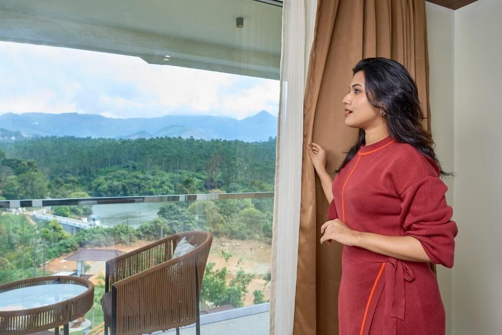 Superior Room, Balcony, Lake View