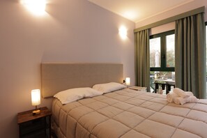Family Room, Patio, Garden View - HOTEL LOCANDA DELL'OCA BIANCA (Como)