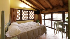 Kamar Double, 1 Tempat Tidur Queen, Bebas Asap Rokok, kamar mandi pribadi