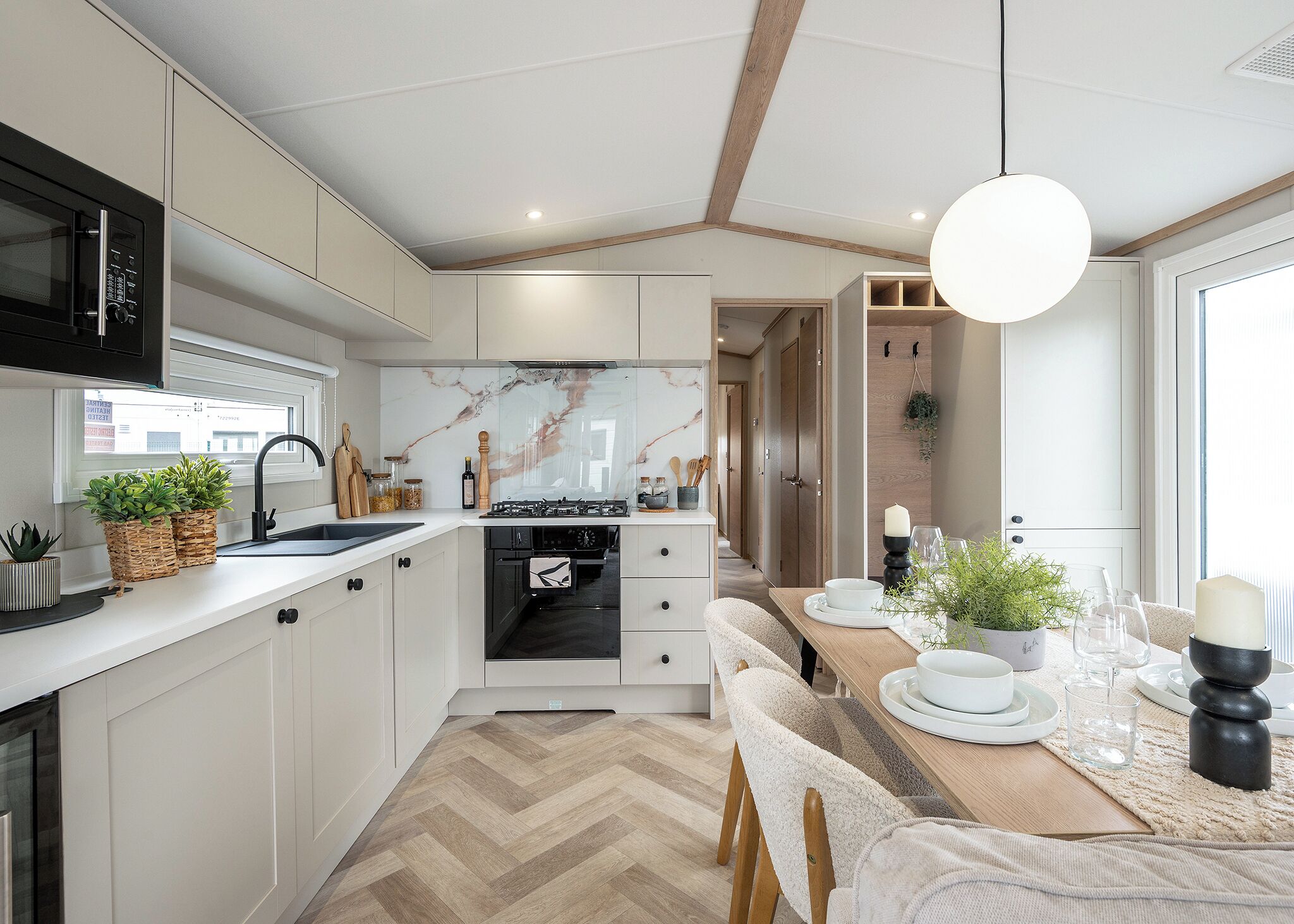 Fridge, oven, stovetop, toaster
