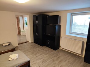 2 habitaciones, acceso a internet y ropa de cama 