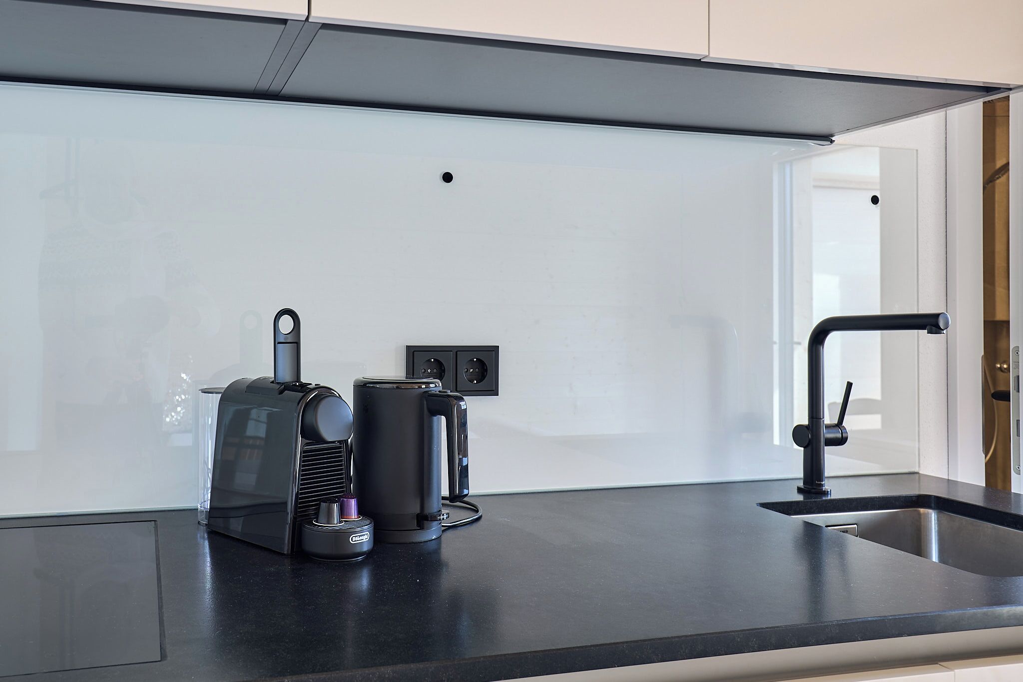 Kühlschrank, Ofen, Herdplatte, Geschirrspüler