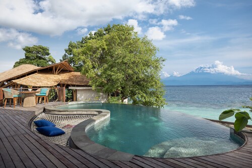 Giri Sea Cliff Penida Resort & Spa