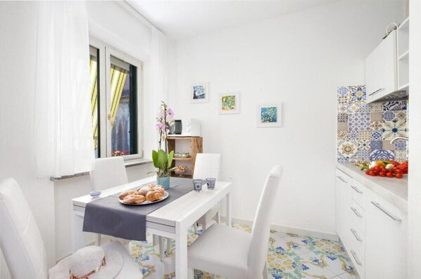 Junior-Studiosuite | Speisen