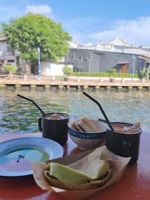 Unclassified image, 2 of 35, button