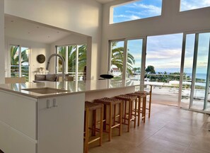 Interior - Villa Palmeras - Modern luxury with breathtaking sea view (Caleta de Vélez)