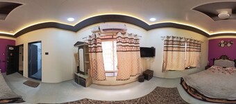 Hotel Laxmi Niwas