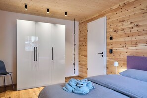 2 chambres, fer et planche à repasser, lit parapluie, Wi-Fi gratuit