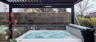 Water lily with whirlpool | Rosenhof | seeglueck