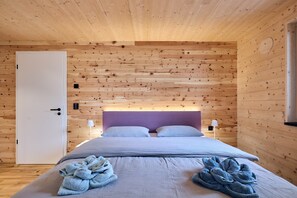 2 室のベッドルーム、アイロン / アイロン台、旅行用ベビーベッド、WiFi (無料)