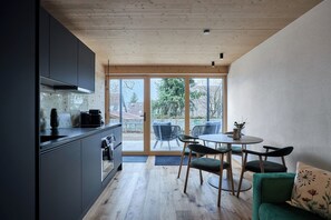 Réfrigérateur, four, plaque de cuisson, lave-vaisselle