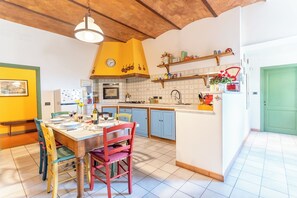 Dining - Authentic Tuscan Villa Private Pool, Gym&Billiards (San Casciano val di Fesa)