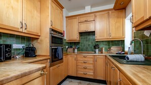 Private kitchen - Dylsford | Elie & Earlsferry | 4 Bedroom House (Elie)