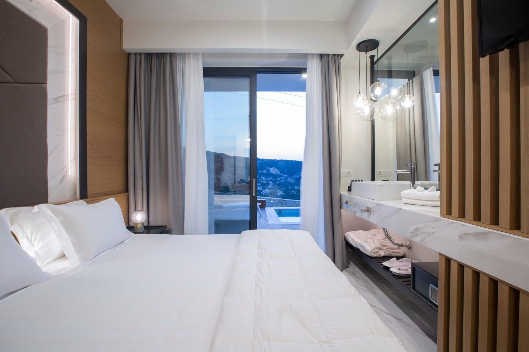 2 Schlafzimmer, Zimmersafe, Bügeleisen/Bügelbrett, kostenloses WLAN
