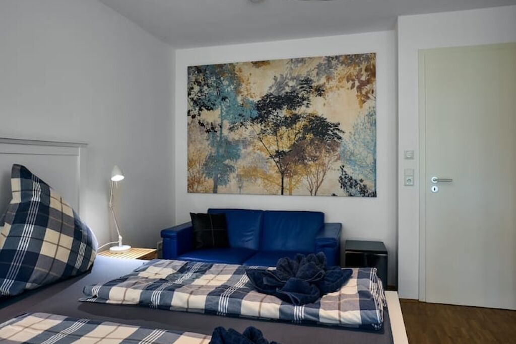 Iron/ironing board, travel cot, free WiFi, bed sheets