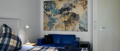 Iron/ironing board, travel cot, free WiFi, bed sheets