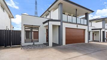 Apartment | Reception