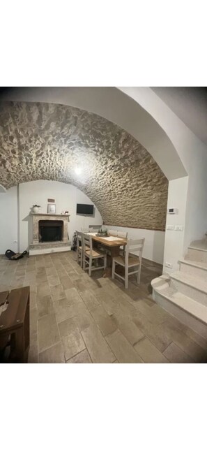Dining - Mountain house (Rocca di Mezzo)