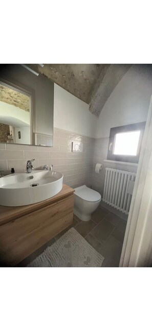 Douche, bidet