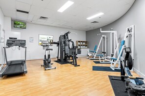 Apartment | Spa treatment - Bright Inner-city Stay Near Roma Street (Brisbane)