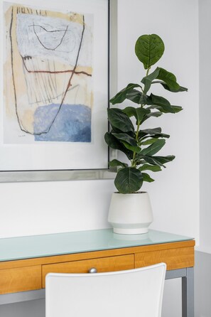 Apartment | Reception - Bright Inner-city Stay Near Roma Street (Brisbane)