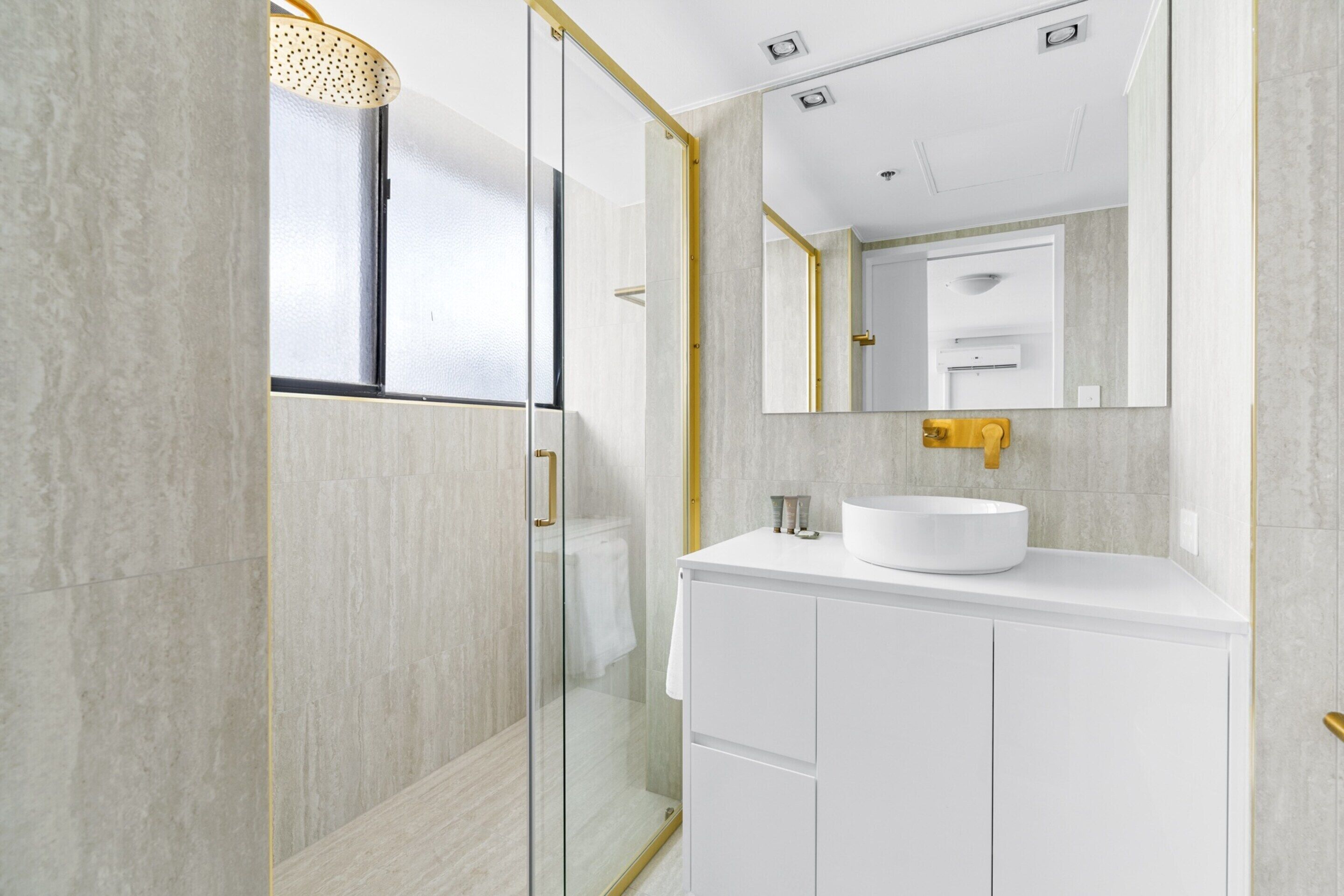 Apartment | Bathroom