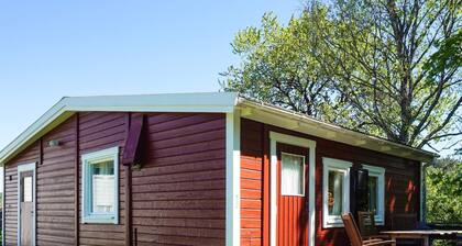 4 Person Holiday Home in Hallevadsholm