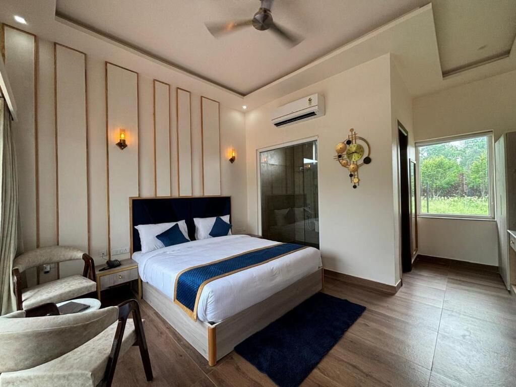 Junior Double Room, Balcony, Mountain View