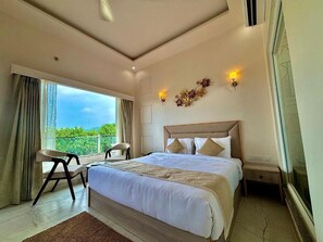 Kamar Quadruple Premium, balkon, pemandangan gunung | Kedap suara, setrika/meja setrika, dan Wi-Fi gratis