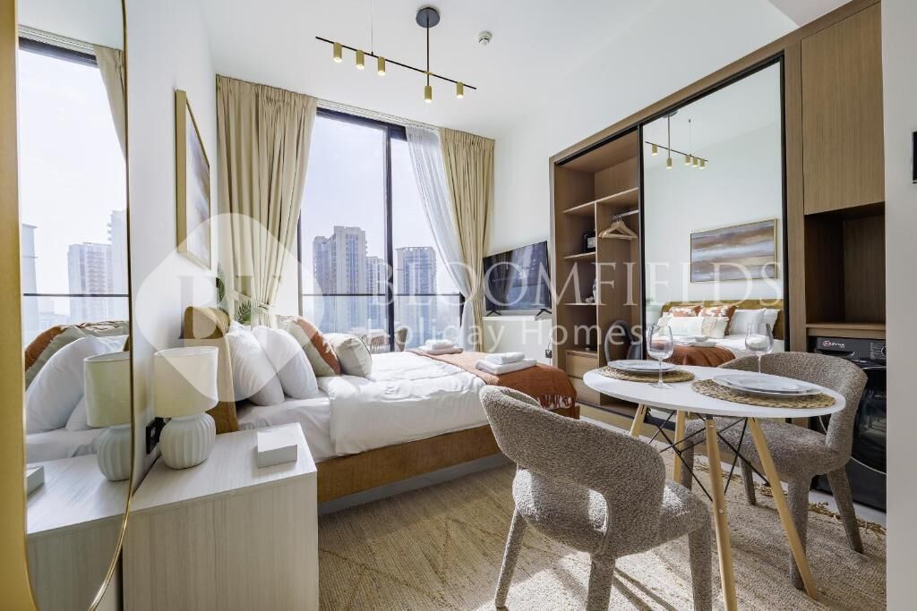 Apartemen, balkon, pemandangan kota | Setrika/meja setrika dan Wi-Fi gratis