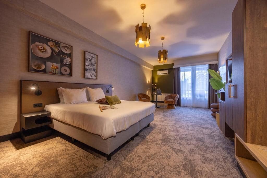 Superior Double Room, Balcony | In-room safe, free WiFi