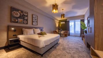 Superior Double Room, Balcony | In-room safe, free WiFi