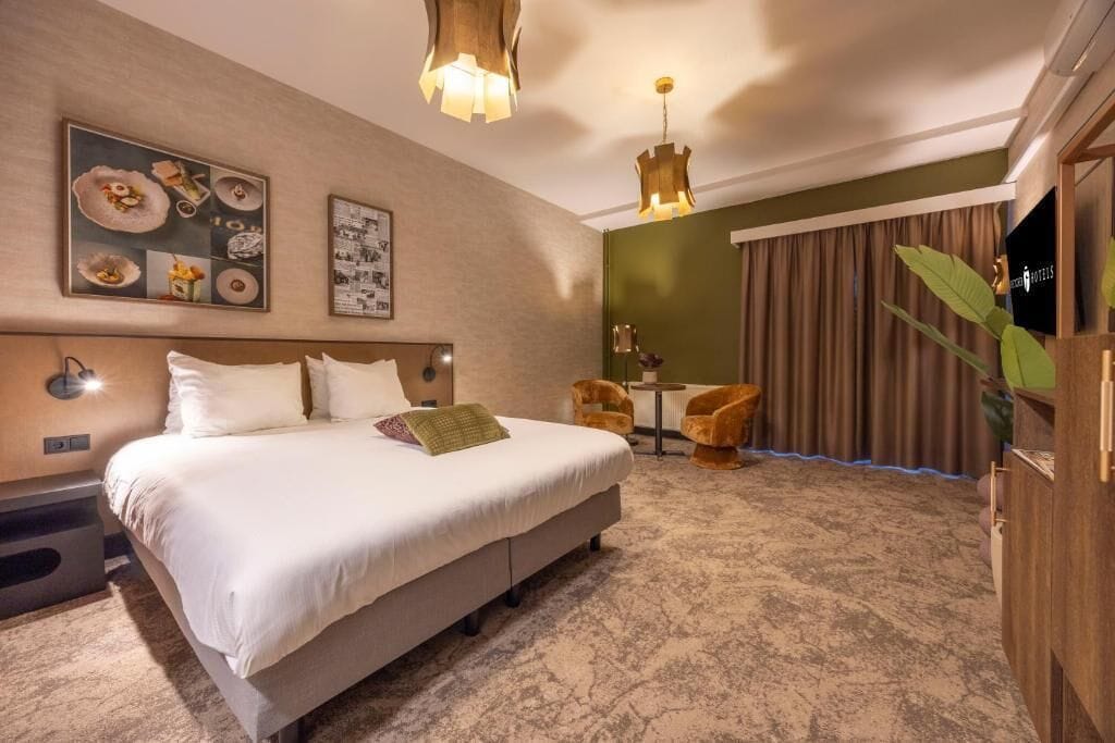 Superior Double Room, Balcony | In-room safe, free WiFi