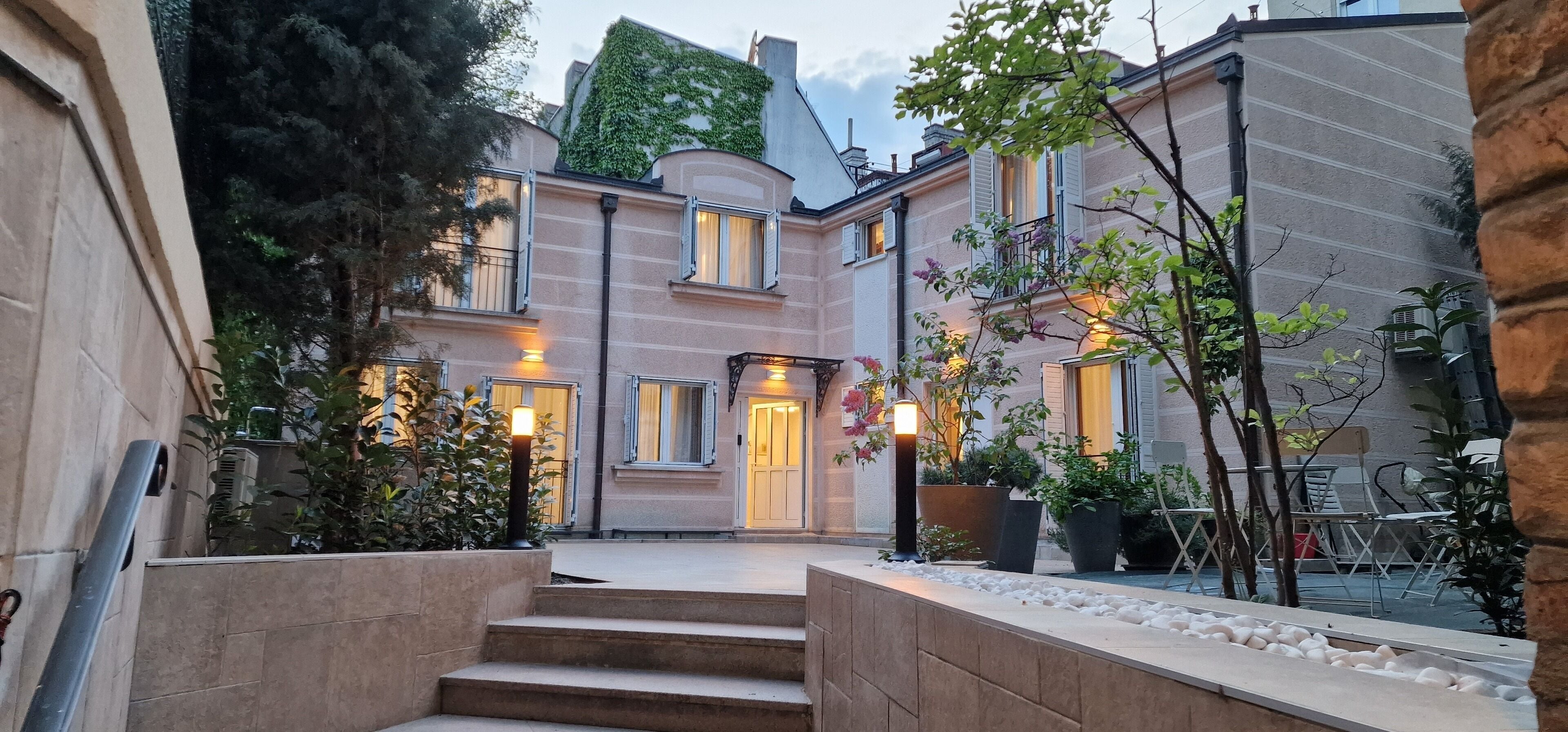 Appartement, patio, vue cour intérieure | Terrasse/Patio