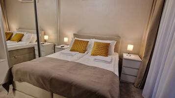 Appartement, patio, vue cour intérieure