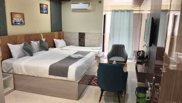 Superior Single Room, City View