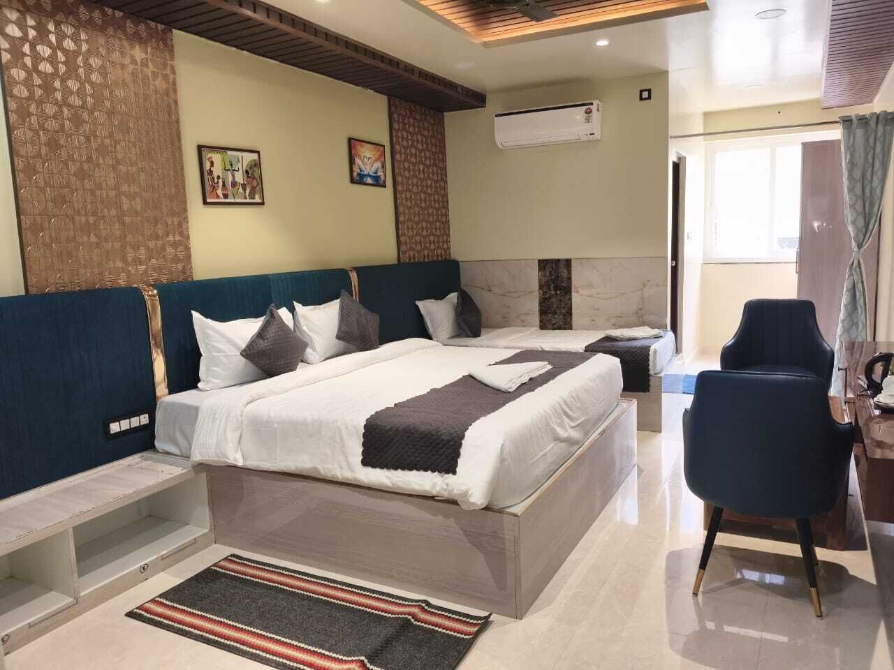 Superior Single Room, City View