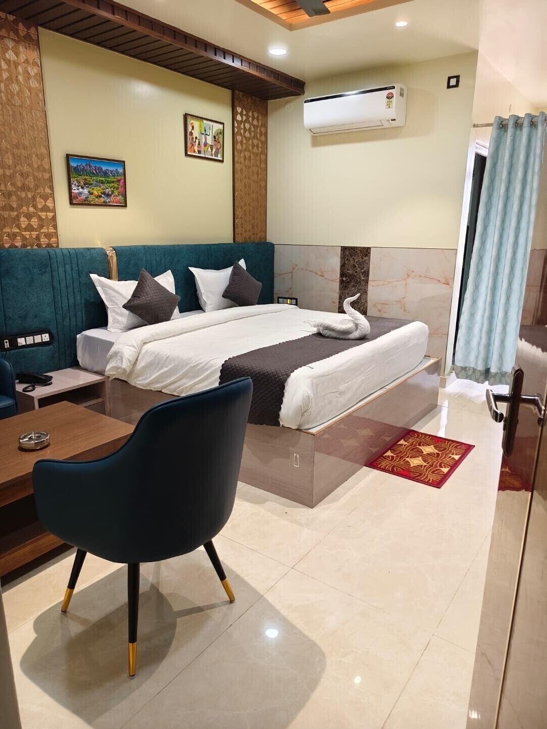 ห้องดีลักซ์ดับเบิลหรือทวิน, ระเบียง, วิวภูเขา