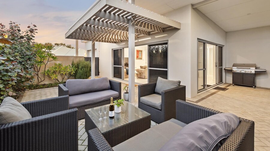 Spacious Family Home in Wannanup Mandurah