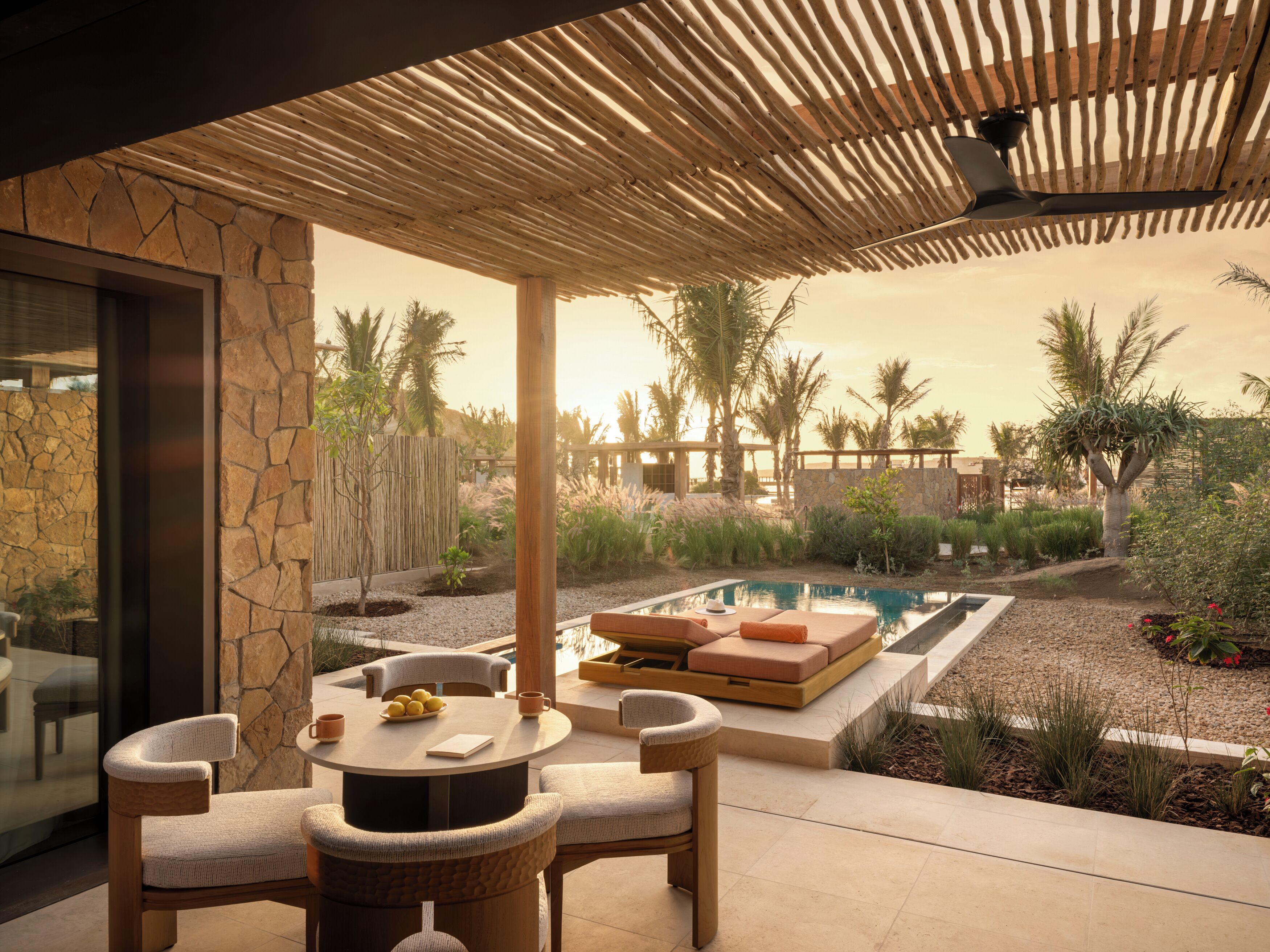 Suite Deluxe, piscine privée | Literie de qualité, lit avec matelas en mousse à mémoire