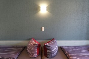1 bedroom, bed sheets - Apartment no. 01 (Warnemünde)