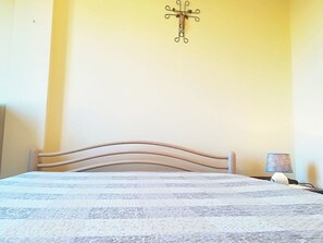 1 camera, ferro/asse da stiro, culla da viaggio, Wi-Fi gratuito